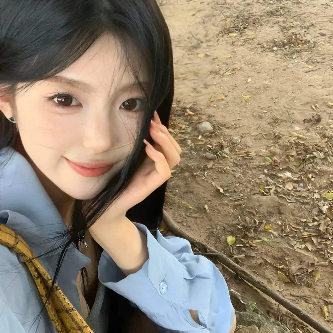 小姐嬉春